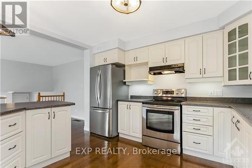 41 Seguinbourg Street, Prescott And Russell, ON - Indoor Photo Showing Kitchen With Stainless Steel Kitchen