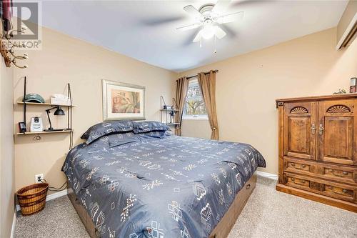 399 Mitton Street South, Sarnia, ON - Indoor Photo Showing Bedroom