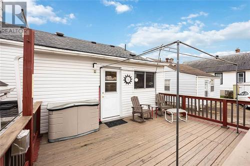 399 Mitton Street South, Sarnia, ON - Outdoor With Deck Patio Veranda With Exterior