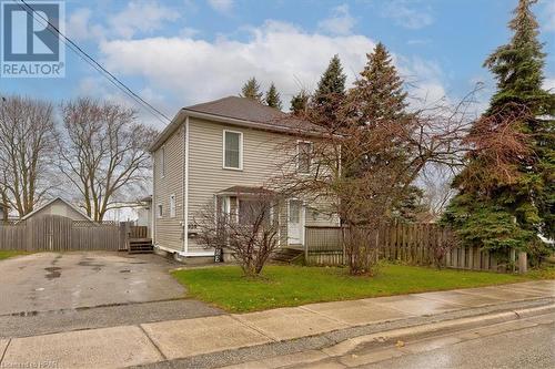 View of front of house with a front yard - 830 Elma Street W, Listowel, ON - Outdoor