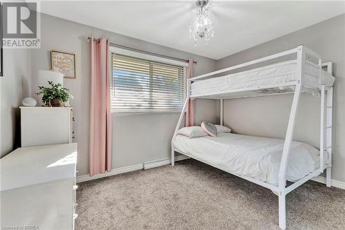 200 Memorial Drive, Brantford, ON - Indoor Photo Showing Bedroom