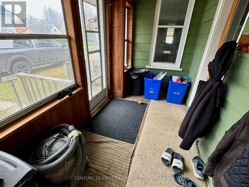 193 Mcarthur Street, Dutton/Dunwich (Dutton), ON - Indoor Photo Showing Other Room