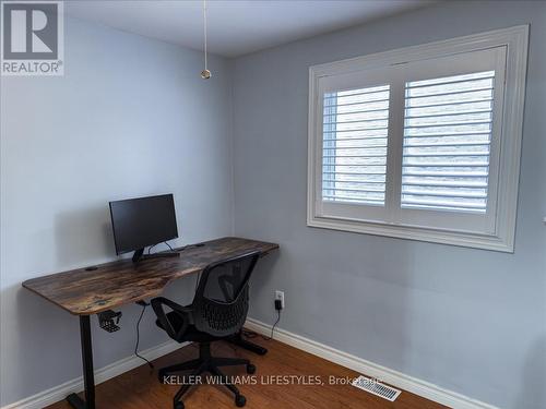 312 Oak Avenue, Strathroy-Caradoc (Sw), ON - Indoor Photo Showing Office