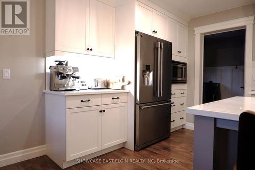 145 Tarry Parkway, Aylmer (Ay), ON - Indoor Photo Showing Kitchen