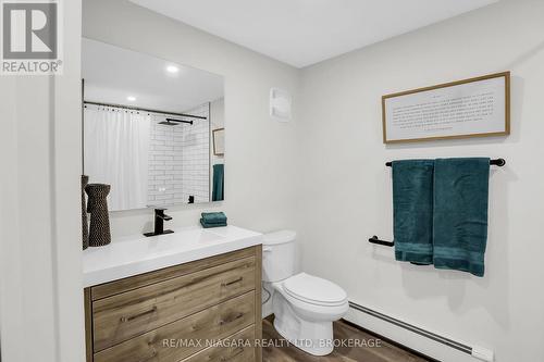 557 Walden Boulevard, Fort Erie (333 - Lakeshore), ON - Indoor Photo Showing Bathroom