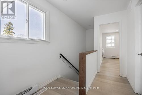 A/Upper - 54 Tuscarora Drive, Toronto, ON - Indoor Photo Showing Other Room