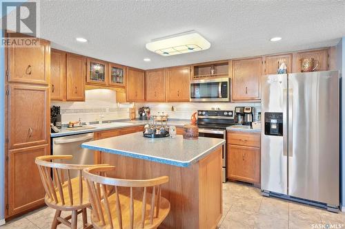 955 Coppermine Crescent, Saskatoon, SK - Indoor Photo Showing Kitchen