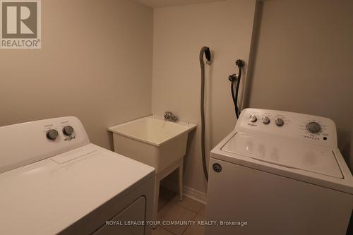 6 - 20 Wallace Street, Vaughan, ON - Indoor Photo Showing Laundry Room