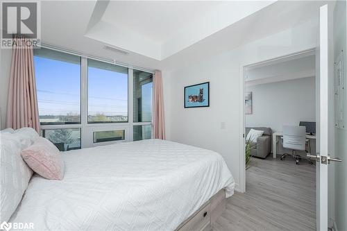 3005 Pine Glen Road Unit# 308, Oakville, ON - Indoor Photo Showing Bedroom