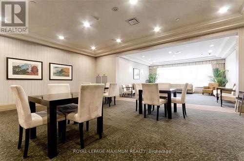 1203 - 15 North Park Road, Vaughan, ON - Indoor Photo Showing Dining Room