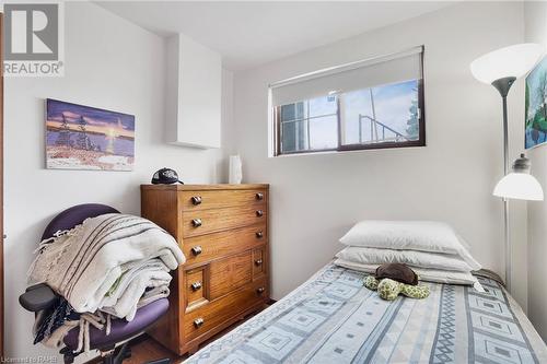 72 Eastbury Drive, Hamilton, ON - Indoor Photo Showing Bedroom