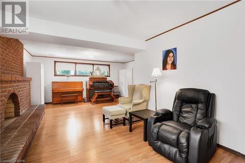 72 Eastbury Drive, Hamilton, ON - Indoor Photo Showing Living Room With Fireplace