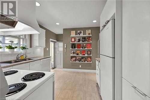 349 Shoreview Road, Burlington, ON - Indoor Photo Showing Kitchen With Double Sink