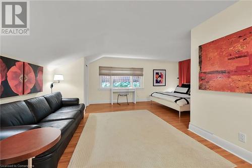 349 Shoreview Road, Burlington, ON - Indoor Photo Showing Living Room