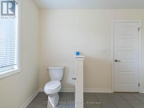 244 Ridge Road, Cambridge, ON - Indoor Photo Showing Bathroom