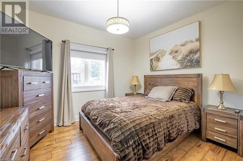 688 Trinity Church Road, Hamilton, ON - Indoor Photo Showing Bedroom