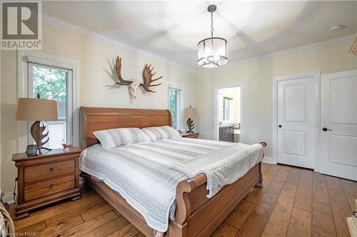 688 Trinity Church Road, Hamilton, ON - Indoor Photo Showing Bedroom