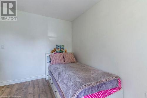 136 East 21St Street, Hamilton, ON - Indoor Photo Showing Bedroom