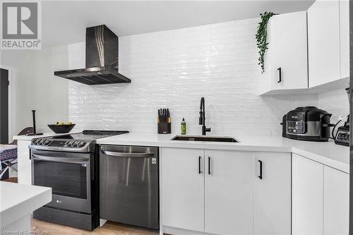 2001 Bonnymede Drive Unit# 88, Mississauga, ON - Indoor Photo Showing Kitchen