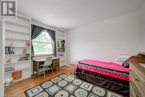 1208 Guildwood Boulevard, London, ON - Indoor Photo Showing Bedroom