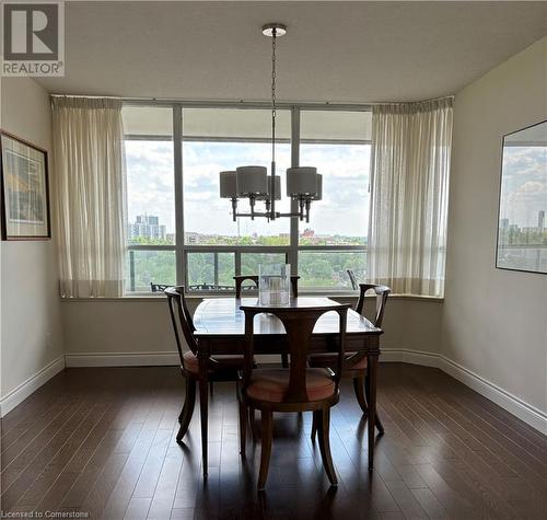 Spacious enough for accessory pieces - 6 Willow Street Unit# #1505, Waterloo, ON - Indoor Photo Showing Dining Room