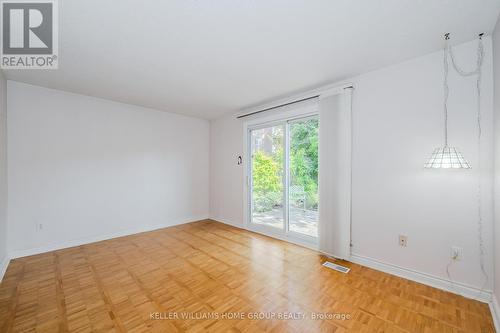 15 - 383 Edinburgh Road S, Guelph (Hanlon Creek), ON - Indoor Photo Showing Other Room