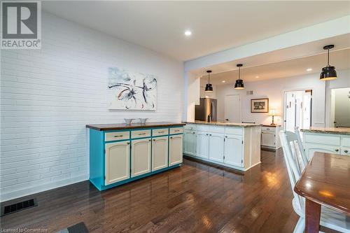 60 Inverness Avenue W, Hamilton, ON - Indoor Photo Showing Kitchen