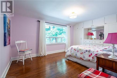 60 Inverness Avenue W, Hamilton, ON - Indoor Photo Showing Bedroom