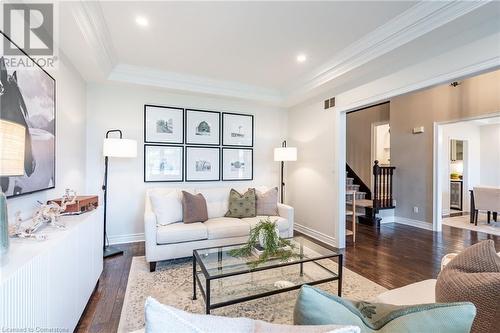 3 Oldenburg Road, Carlisle, ON - Indoor Photo Showing Living Room