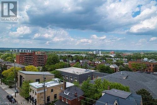 427 Aberdeen Avenue Unit# 104, Hamilton, ON - Outdoor With View