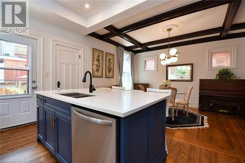 Kitchen - 185 Fairleigh Avenue S, Hamilton, ON - Indoor Photo Showing Kitchen With Double Sink