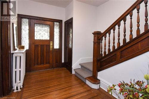 Regal entryway with leaded glass windows - 185 Fairleigh Avenue S, Hamilton, ON - Indoor Photo Showing Other Room