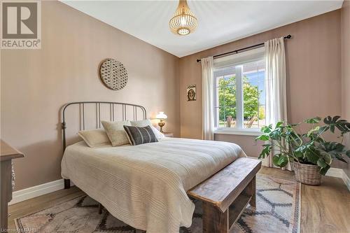 7 East Street, Port Dover, ON - Indoor Photo Showing Bedroom