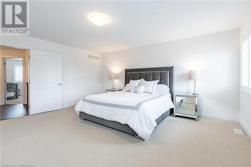 28 Columbus Gate, Stoney Creek, ON - Indoor Photo Showing Bedroom