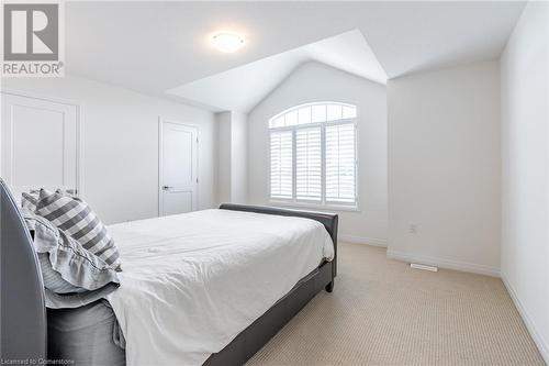 28 Columbus Gate, Stoney Creek, ON - Indoor Photo Showing Bedroom