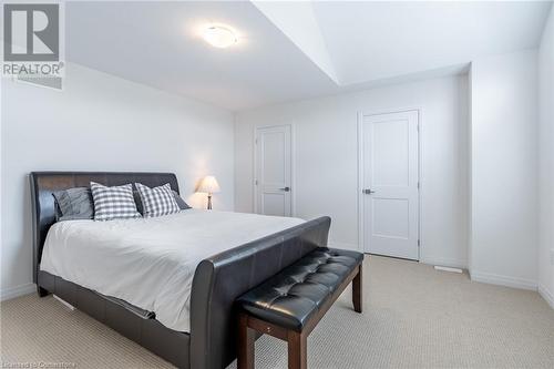 28 Columbus Gate, Stoney Creek, ON - Indoor Photo Showing Bedroom