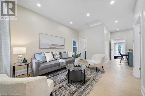 22 Windsor Street, Hamilton, ON - Indoor Photo Showing Living Room