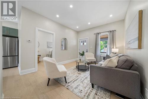 22 Windsor Street, Hamilton, ON - Indoor Photo Showing Living Room