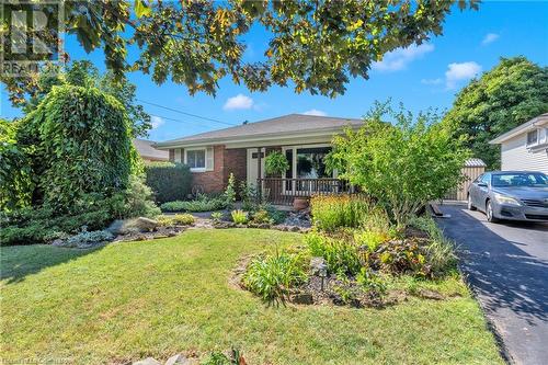 206 Kings Forest Drive, Hamilton, ON - Outdoor