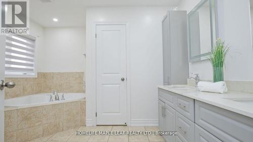 44 Eaglesprings Crescent, Brampton (Bram East), ON - Indoor Photo Showing Bathroom