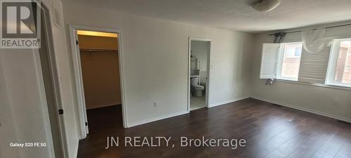 Upper - 21 Baffin Crescent, Brampton, ON - Indoor Photo Showing Other Room