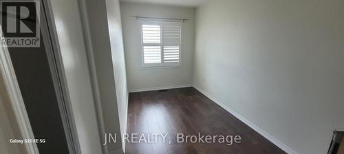 Upper - 21 Baffin Crescent, Brampton, ON - Indoor Photo Showing Other Room