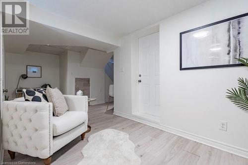 256 Charlton Avenue E, Hamilton, ON - Indoor Photo Showing Other Room