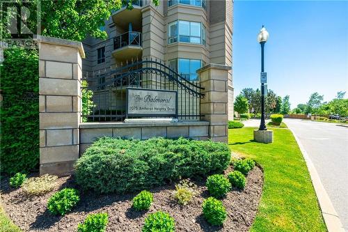 2075 Amherst Heights Drive Unit# 208, Burlington, ON - Outdoor With Balcony