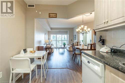 2075 Amherst Heights Drive Unit# 208, Burlington, ON - Indoor Photo Showing Dining Room