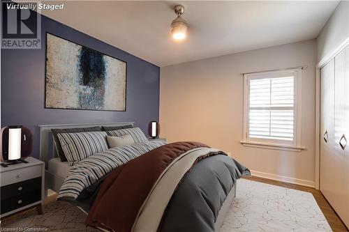 111 Riverdale Drive, St. Catharines, ON - Indoor Photo Showing Bedroom