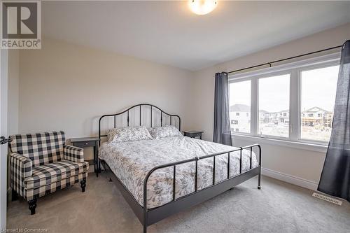 71 Vanilla Trail, Thorold, ON - Indoor Photo Showing Bedroom