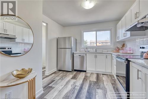 20 Anna Capri Drive Unit# 1, Hamilton, ON - Indoor Photo Showing Kitchen With Stainless Steel Kitchen