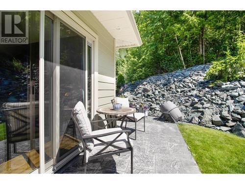 2592 Alpen Paradies Road Unit# 7, Blind Bay, BC - Outdoor With Deck Patio Veranda