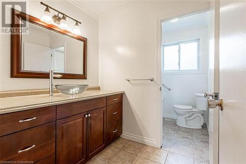 1232 Oxlow Drive, Oakville, ON - Indoor Photo Showing Bathroom